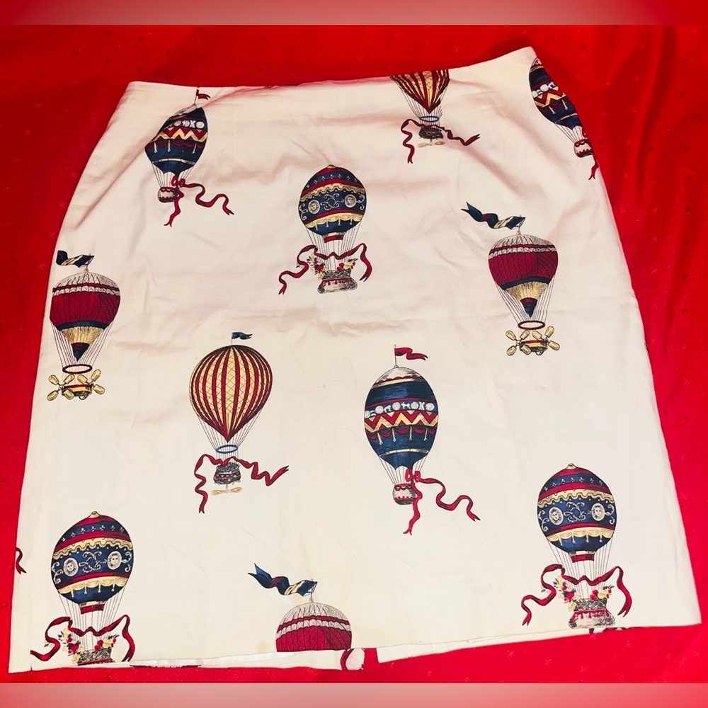 Talbots White Pencil Skirt with Red and Blue Hot Air Balloon Print